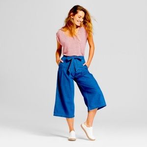 NWOT Universal Threads Flowy Jeans with Bow